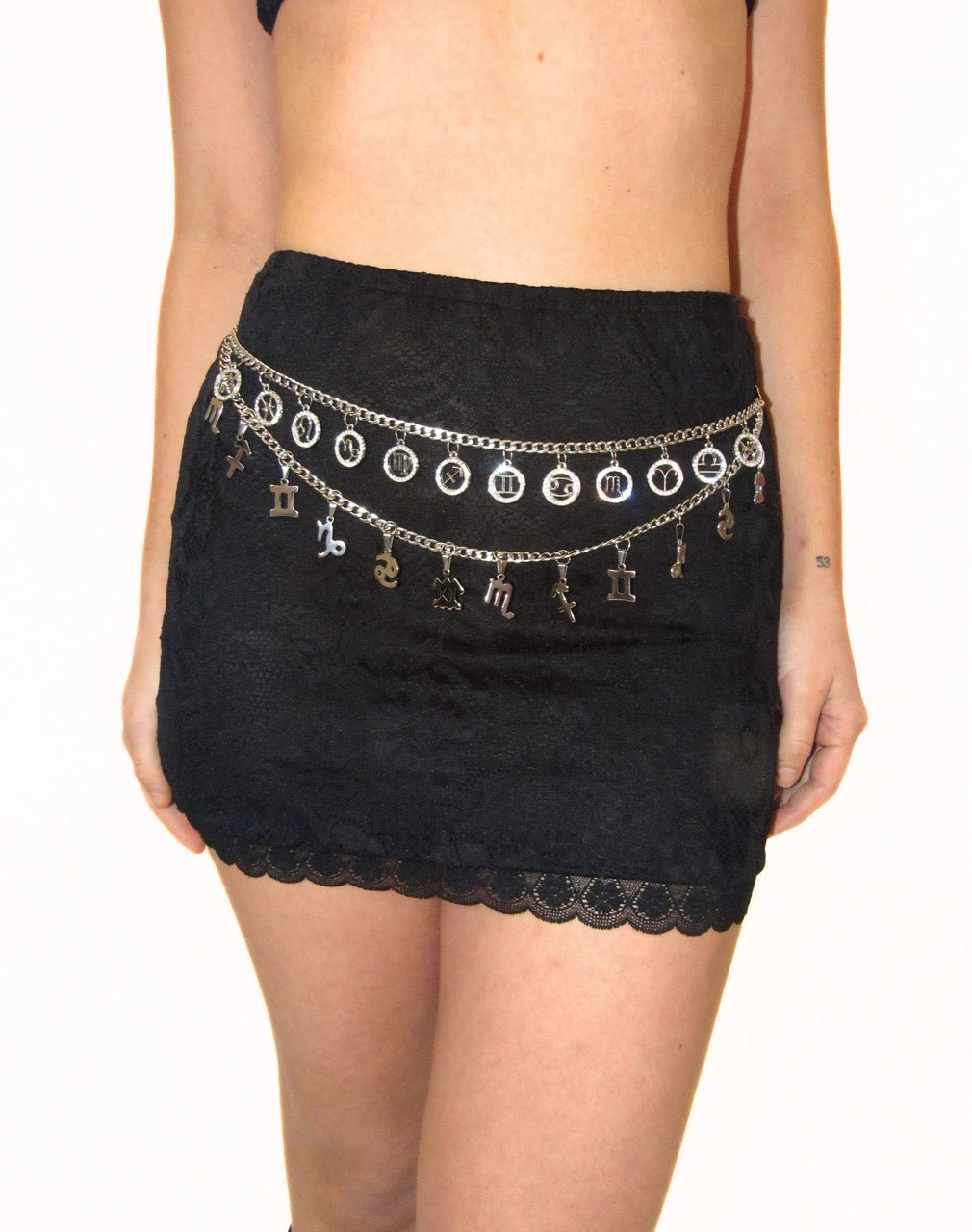 high rise lace skirt -black