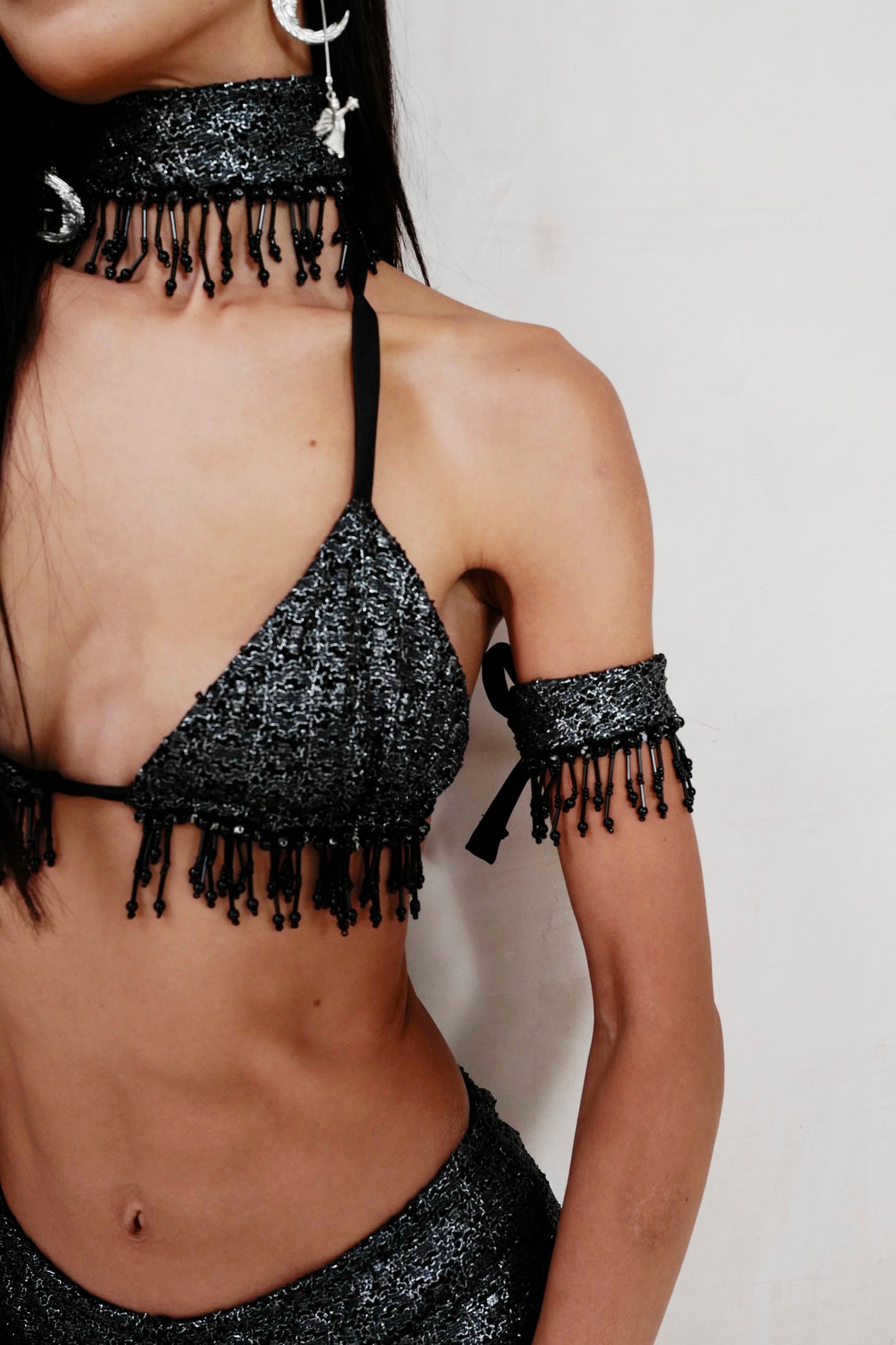 Black Arm Bands (Comes in set of 2)